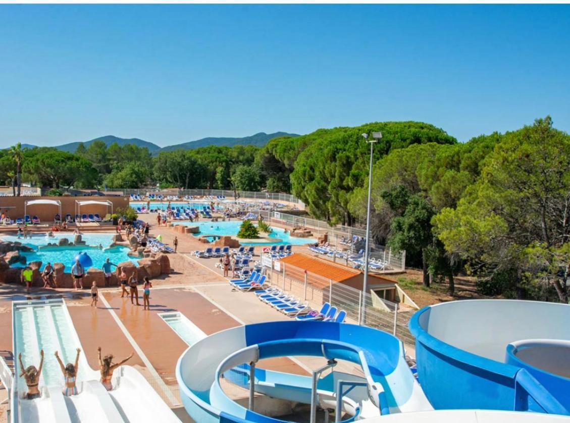 Camping Oasis Village Puget-sur Argens Exterior photo